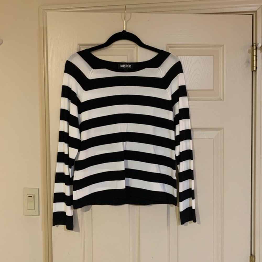 Kasper Petite Black/White Striped Knit Sweater sz L
